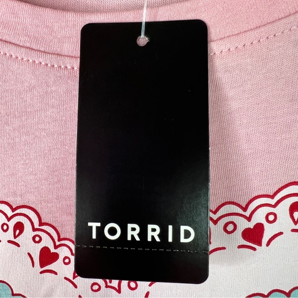 Torrid Size 5(5X)(28) Crewneck Short Sleeve Relaxed Sleep T-Shirt Heart Graphic - Picture 8 of 8